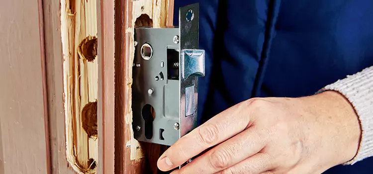 Garage Door Lock Replacement Beltsville